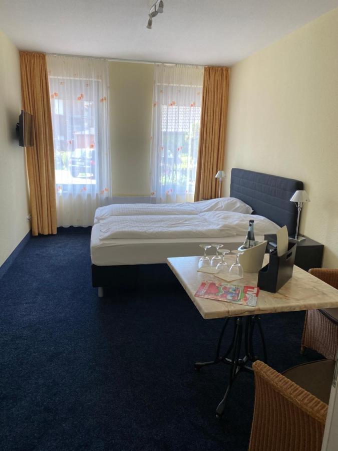Nordseehotel Benser Hof Am Hafen Bensersiel Eksteriør billede