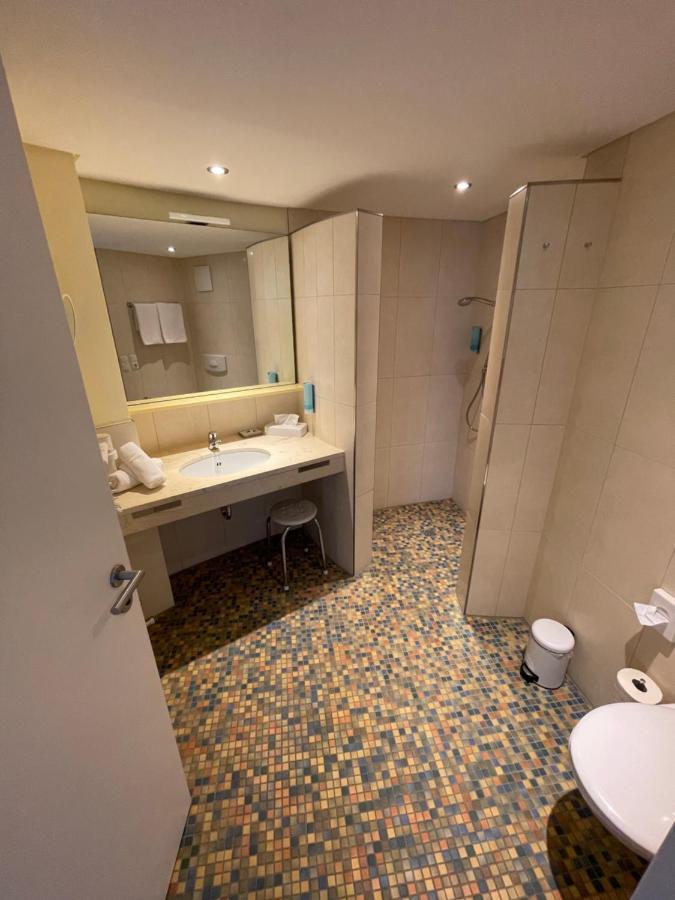Nordseehotel Benser Hof Am Hafen Bensersiel Eksteriør billede