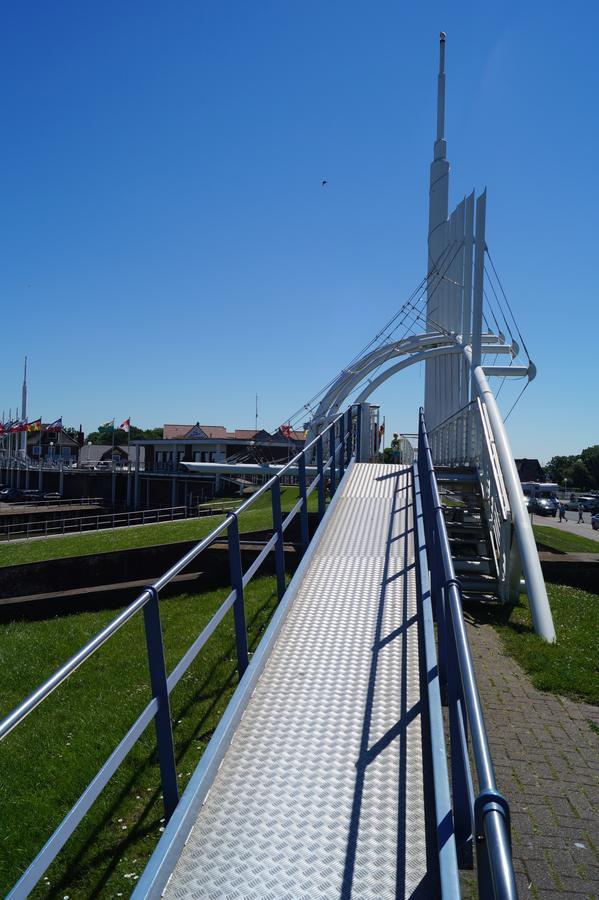 Nordseehotel Benser Hof Am Hafen Bensersiel Eksteriør billede