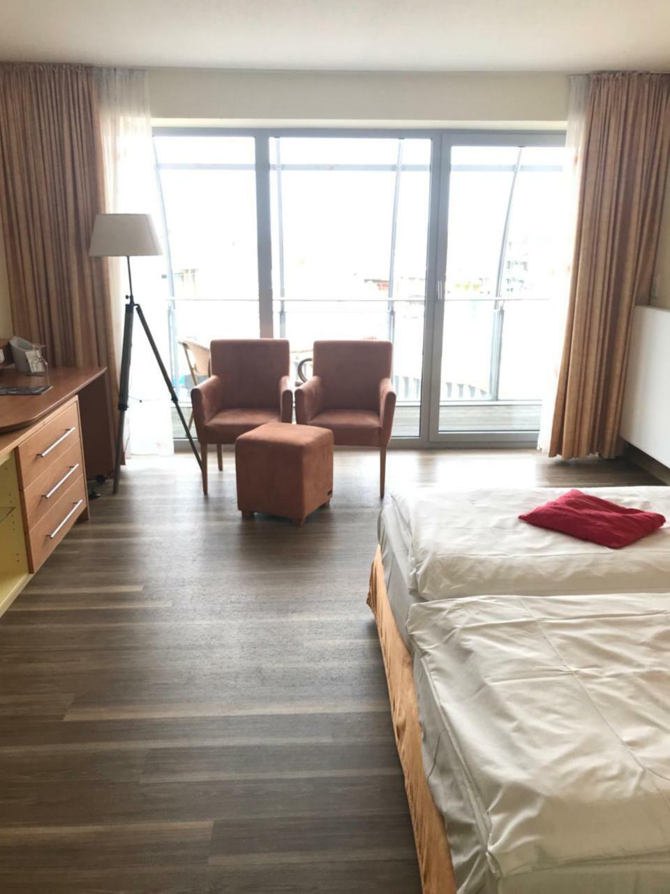 Nordseehotel Benser Hof Am Hafen Bensersiel Eksteriør billede